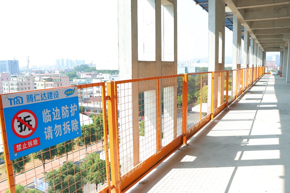 东莞塘厦民营大厦