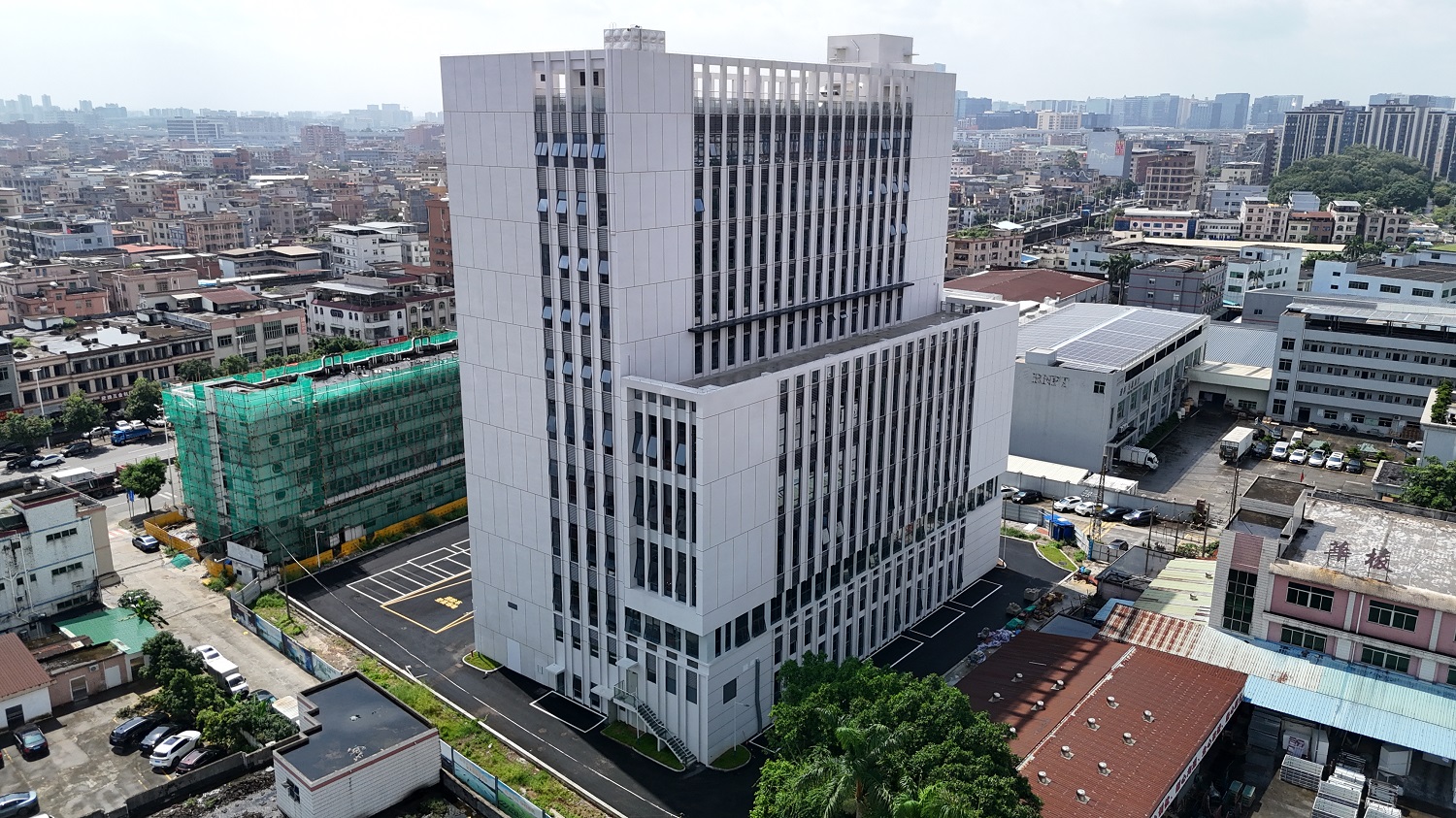 哈一代玩具总部基地厂房